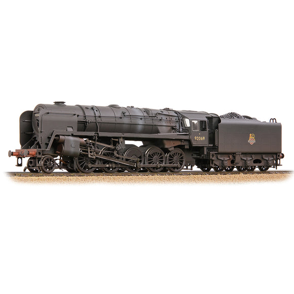 Bachmann 32-852A OO Gauge BR Standard 9F with BR1F Tender 92069 BR Black (Early Emblem) Weathered