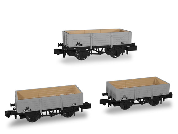 N Gauge Rapido Trains 942014 SECR Wagons Pack 2 – BR Livery 5 Planks