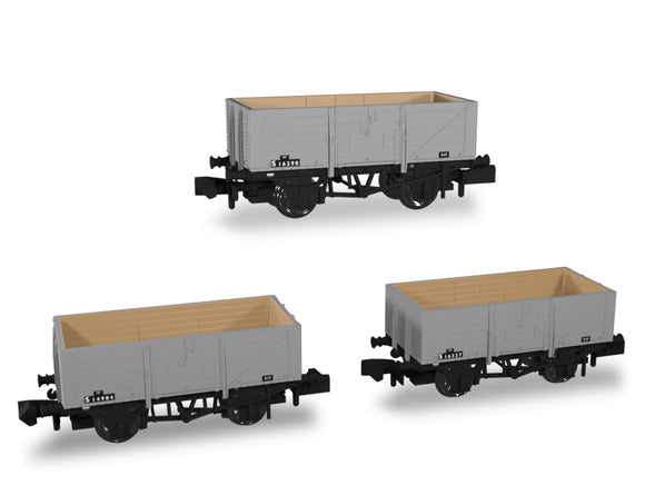 N Gauge Rapido Trains 942015 SECR Wagons Pack 3 – BR Livery 7 Planks