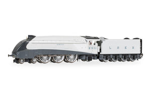 OO Gauge Hornby R30458 Hornby Dublo: LNER Class A4 2511 'Silver King' (Silver Jubilee Collection)