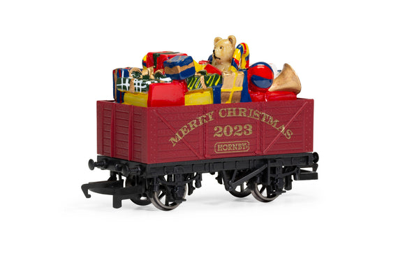 Hornby R60082 OO Gauge Christmas Wagon 2023