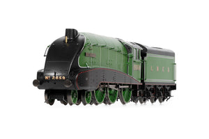 OO Gauge Hornby R30136 LNER Class B17/5 4-6-0 2859 'East Anglian' LNER Apple Green