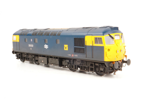 OO Gauge Heljan HN2626 Class 26 032 Twin Headlights BR Blue FYE Highland Stag Weathered