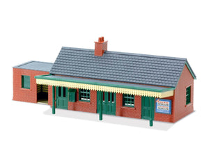 PECO LK-12 Country Station (Brick) OO Scale Plastic Kit