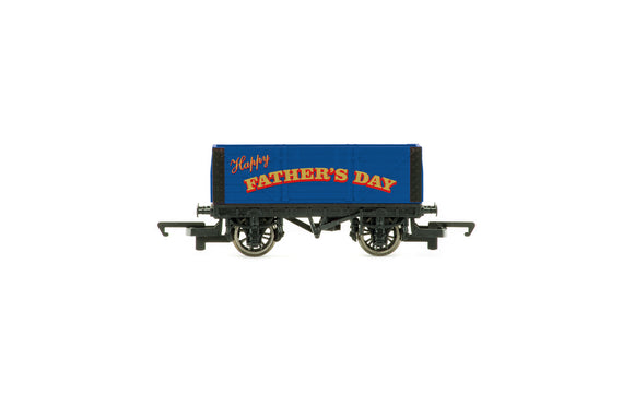 Hornby R60089 Father's Day Wagon